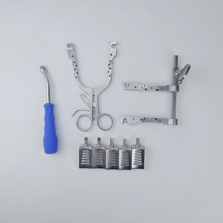 Cervical Micro Invasive Retractor