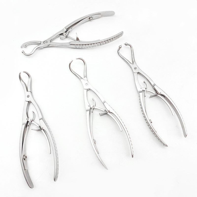Orthopedic Reduction Forceps With Serrated Jaws Self-locking Fixed Pliers AO Plate Holding Forceps Orthopedic Instrument