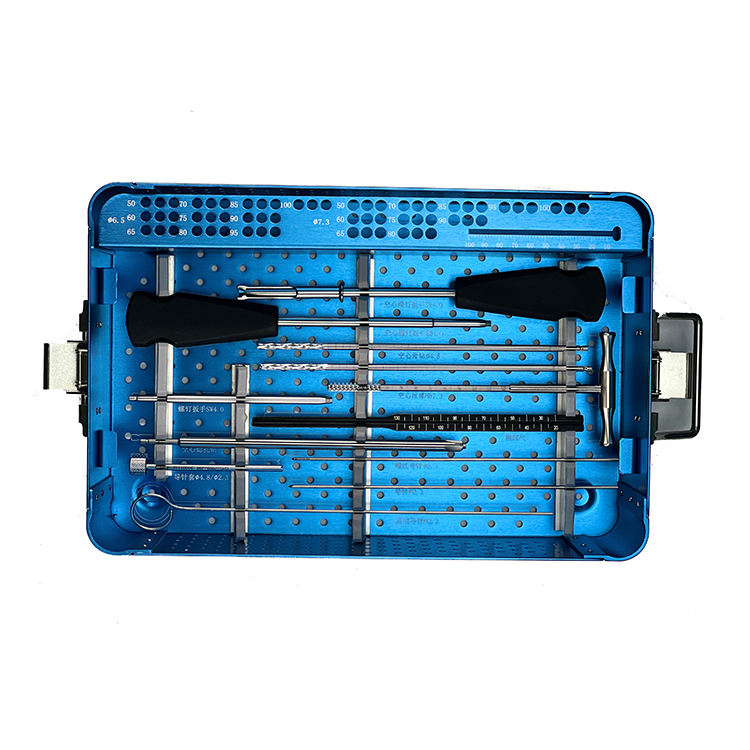 Orthopedic Surgical Specialized Instruments for Cervical Artificial Intervertebral Discs Titanium Alloy Class III Geasure Hollow