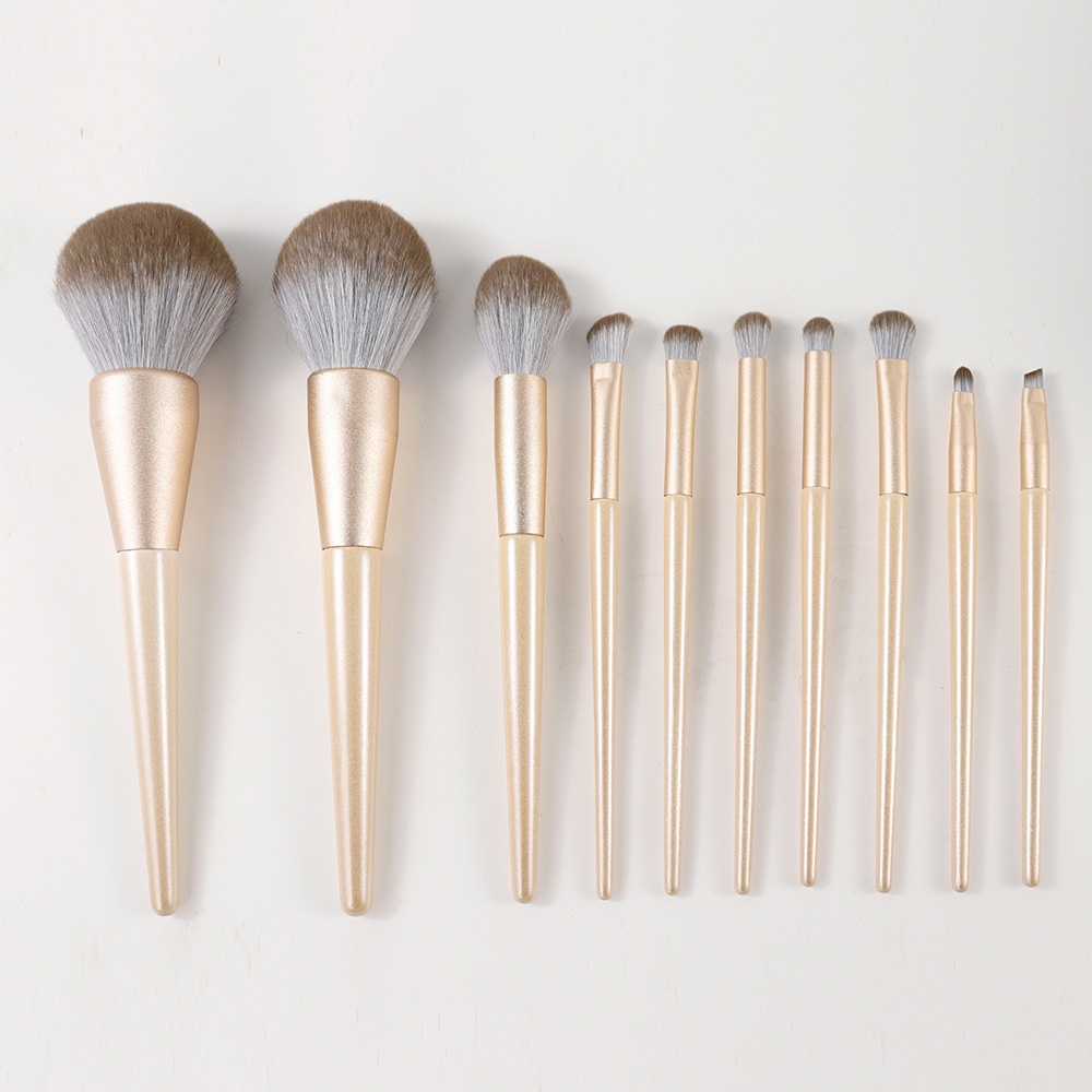 Portable Purple Makeup Brushes