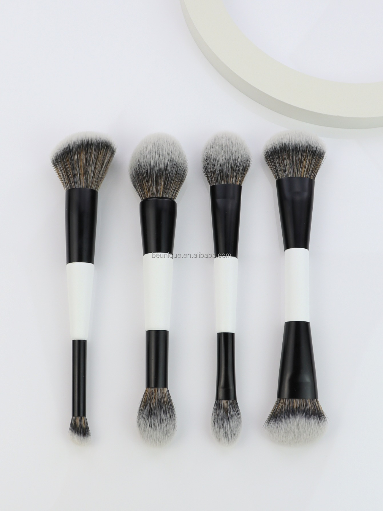 Private Label Custom Logo 4pcs Dual Contour Foundation Makeup Brushes Blush Makeup Cosmetic Powder Foundation Makeup Brush Set