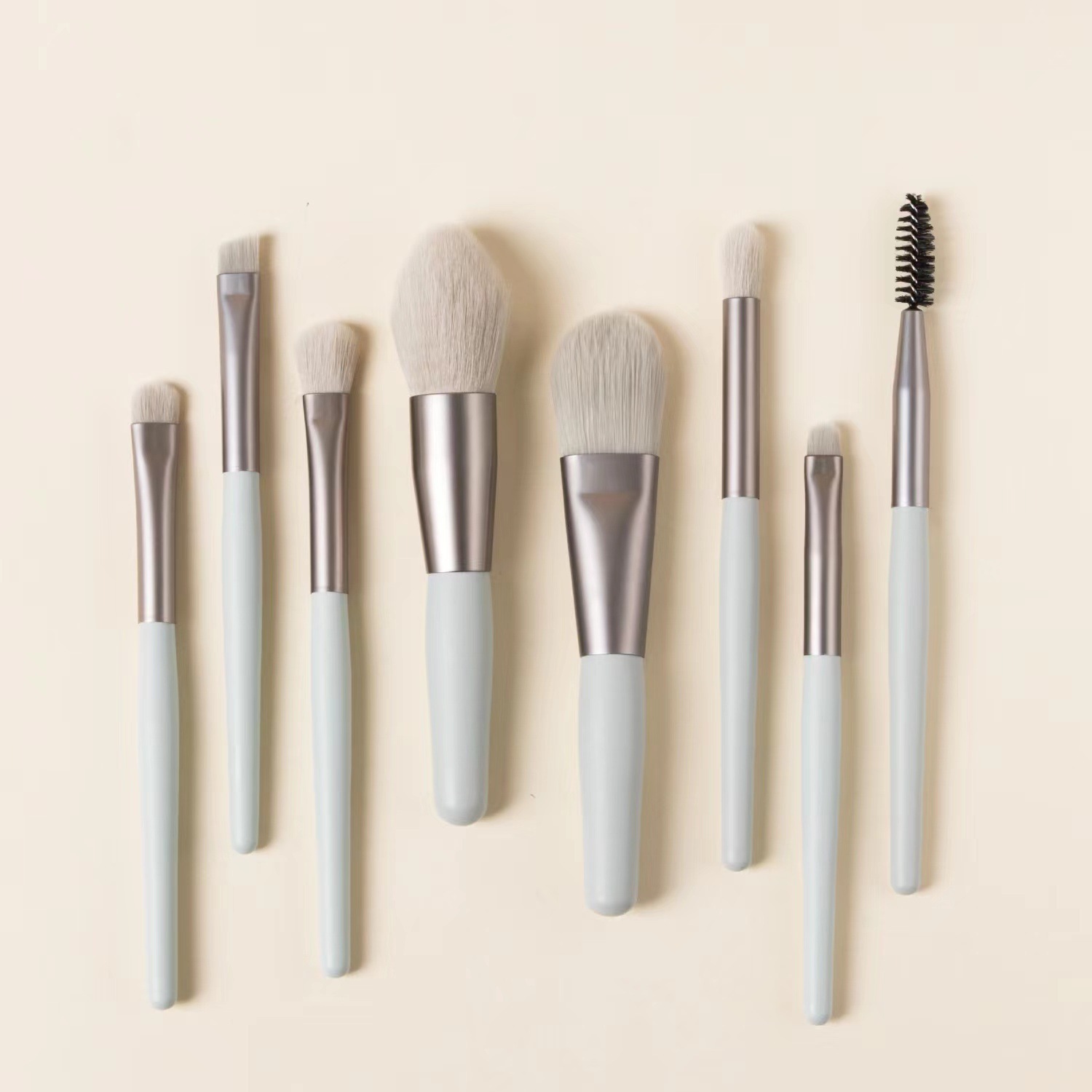 Makeup brush detail 4