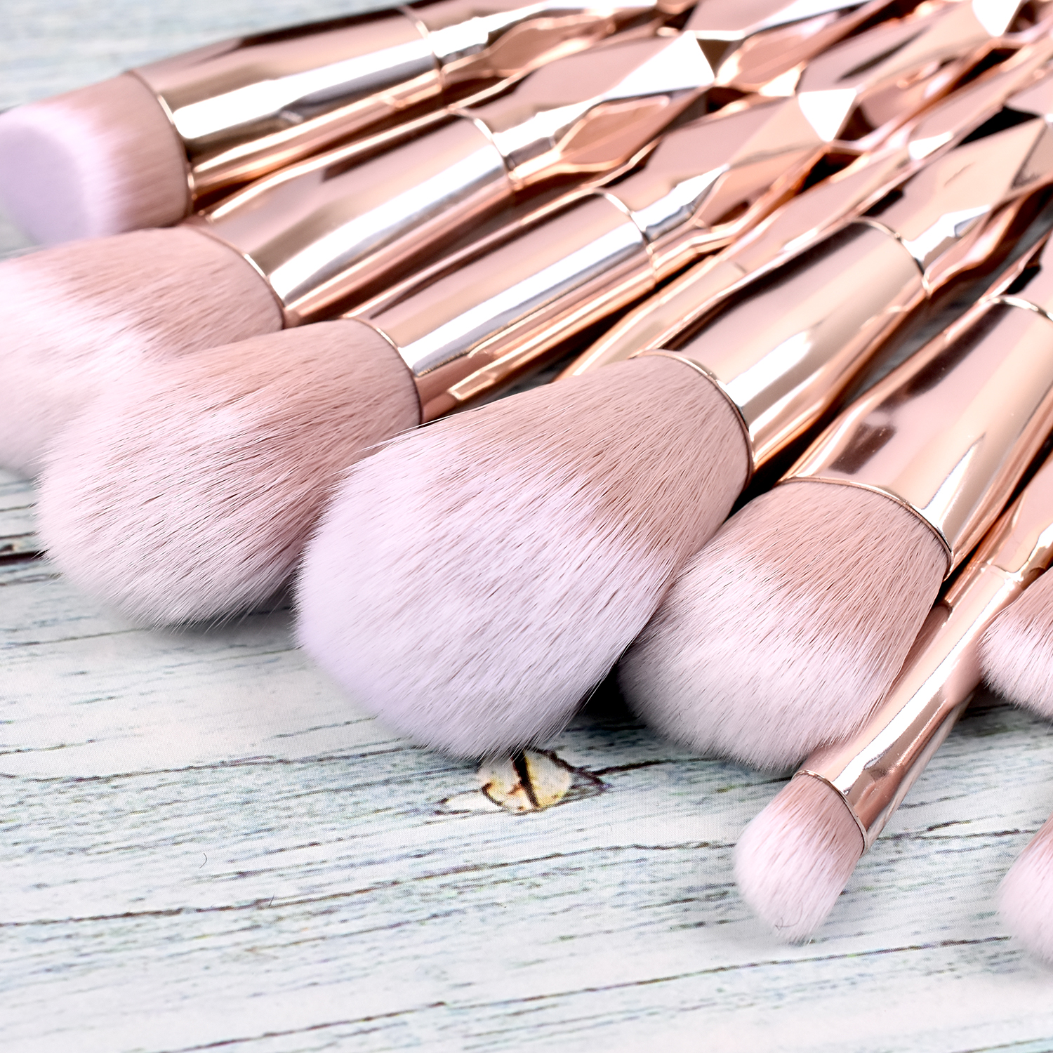 DailyQueen 12pcs Professional Makeup Brushes Diamond Shimmy Natural Hair Foundation Brushes Used with Shaving Brush