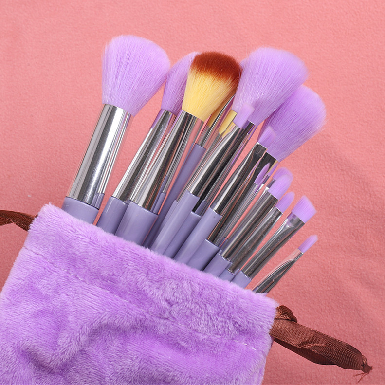 Lanson Hot Sell Professional 13 Pcs Green Color Handles Make up Brushes Set for Make up Tool With Flannel Packaging