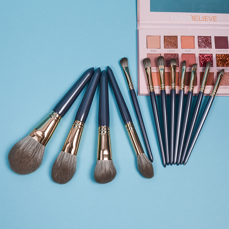 High End Private Label 11Pcs Wooden Handle Synthetic Face Concealer Makeup Brush Kit Professional Makeup Artist Brush Set