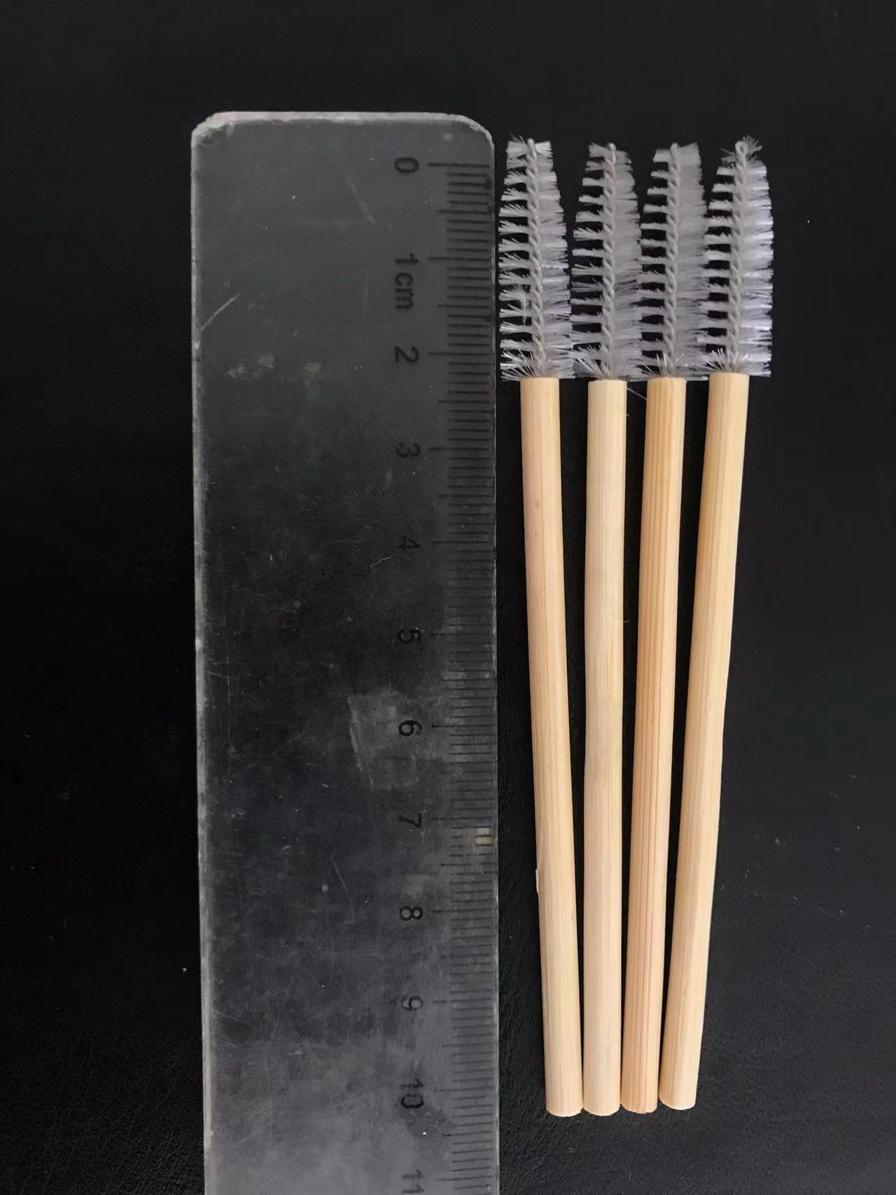 50 Pcs Bamboo Handle Disposable Eyelash Brushes, Eco-Friendly Mascara Wands