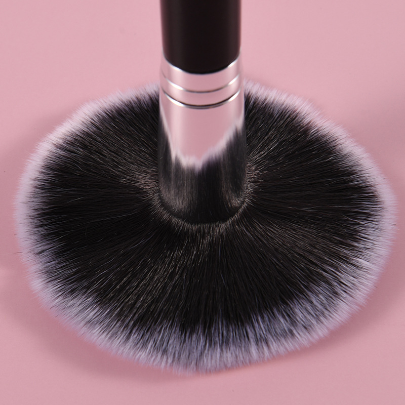 Makeup Brush Detail 4