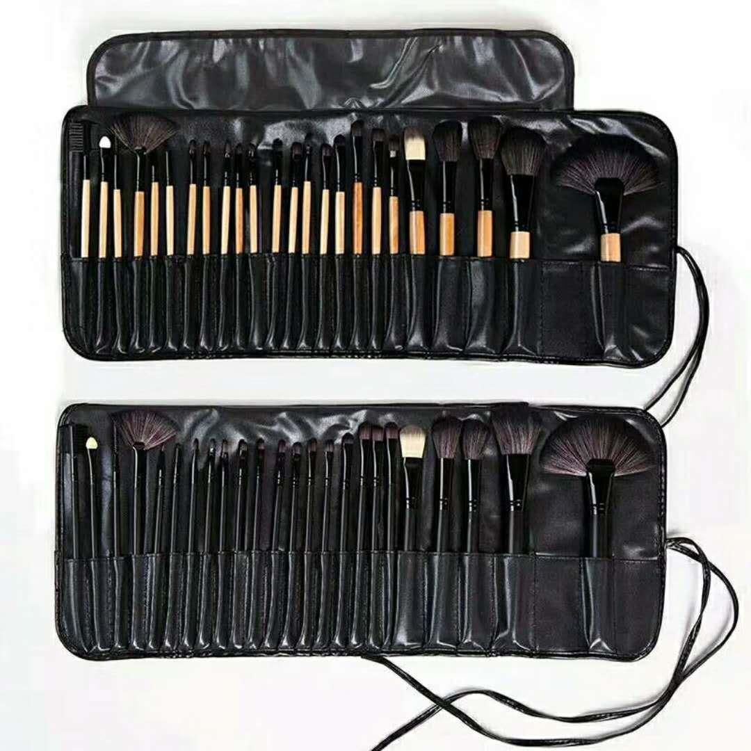 Hot Sale Professional Multifunctional 24pcs/pack Premium Synthetic Face &amp; Shaving Brush Foundation Makeup Brush Set