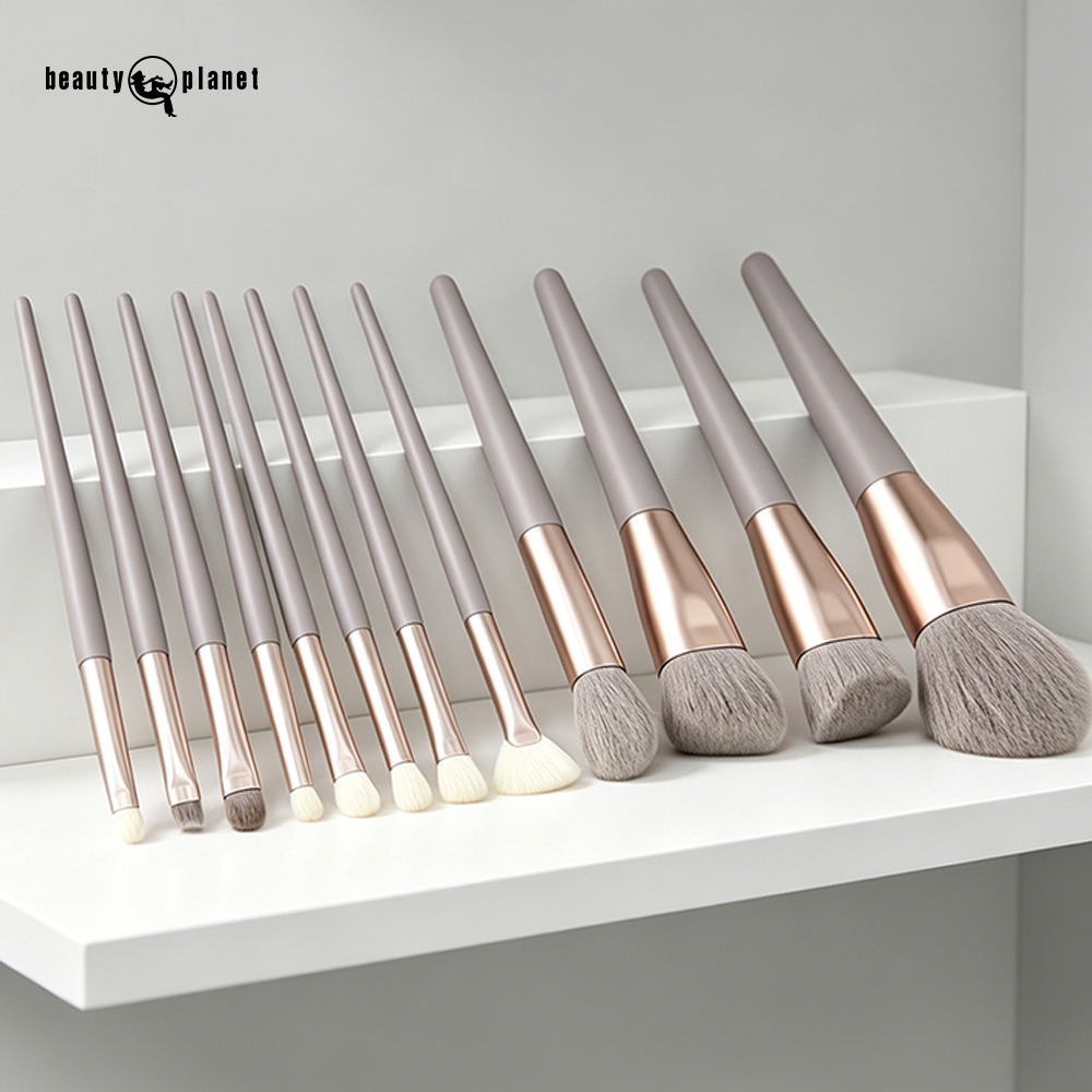Beauty Planet 13Piece Synthetic Hair Professional Travel Makeup Brush Set Flat Brush Eyeliner Mascara Wood Handle Brush Set