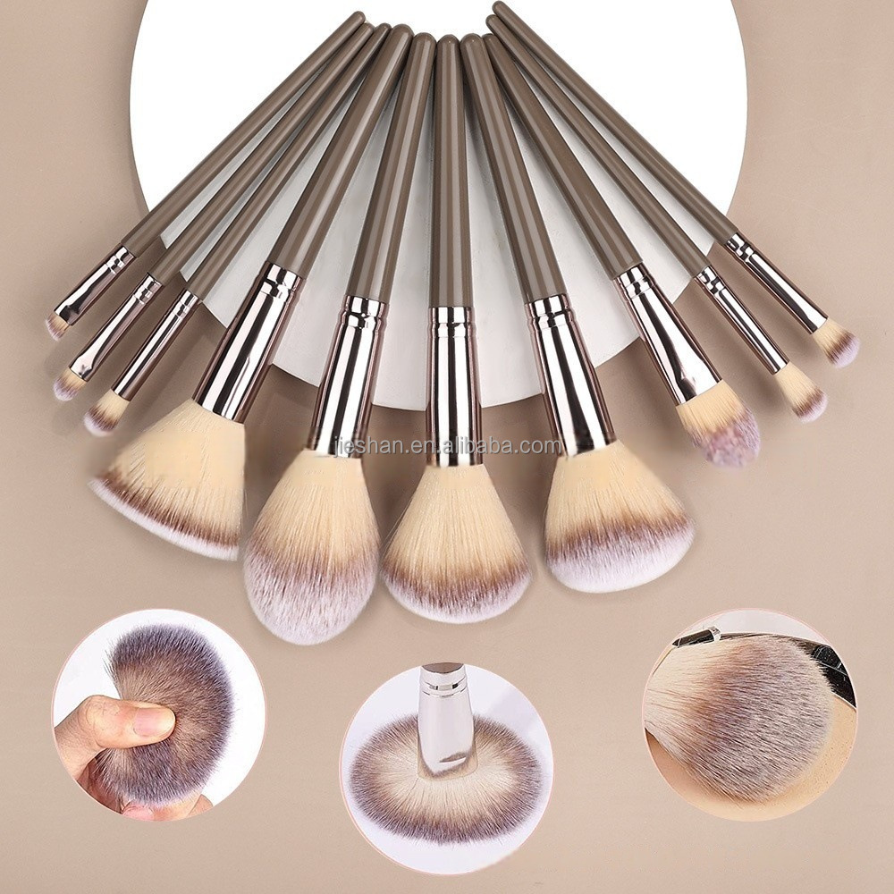 Custom Champagne Gold Makeup Brushes Set 8
