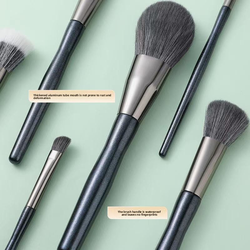 Wholesale 10-Piece Top Grade Synthetic Fibre Green Wooden Handle Eyeshadow Foundation Makeup Brush Set Facial Beauty Tool for