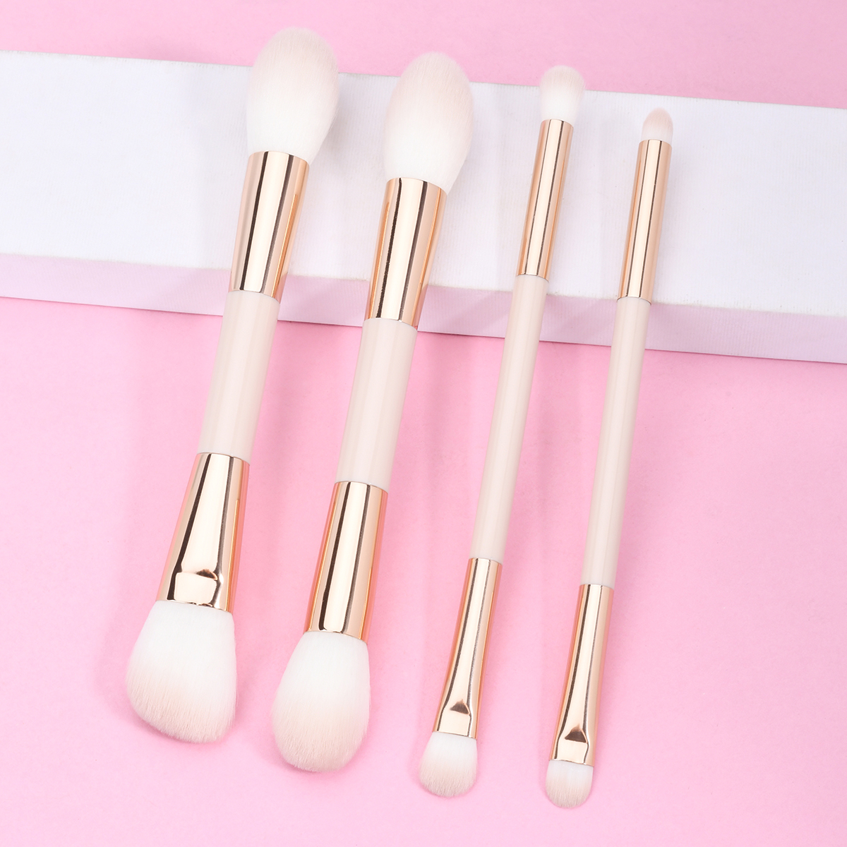 Makeup Brush Image 9