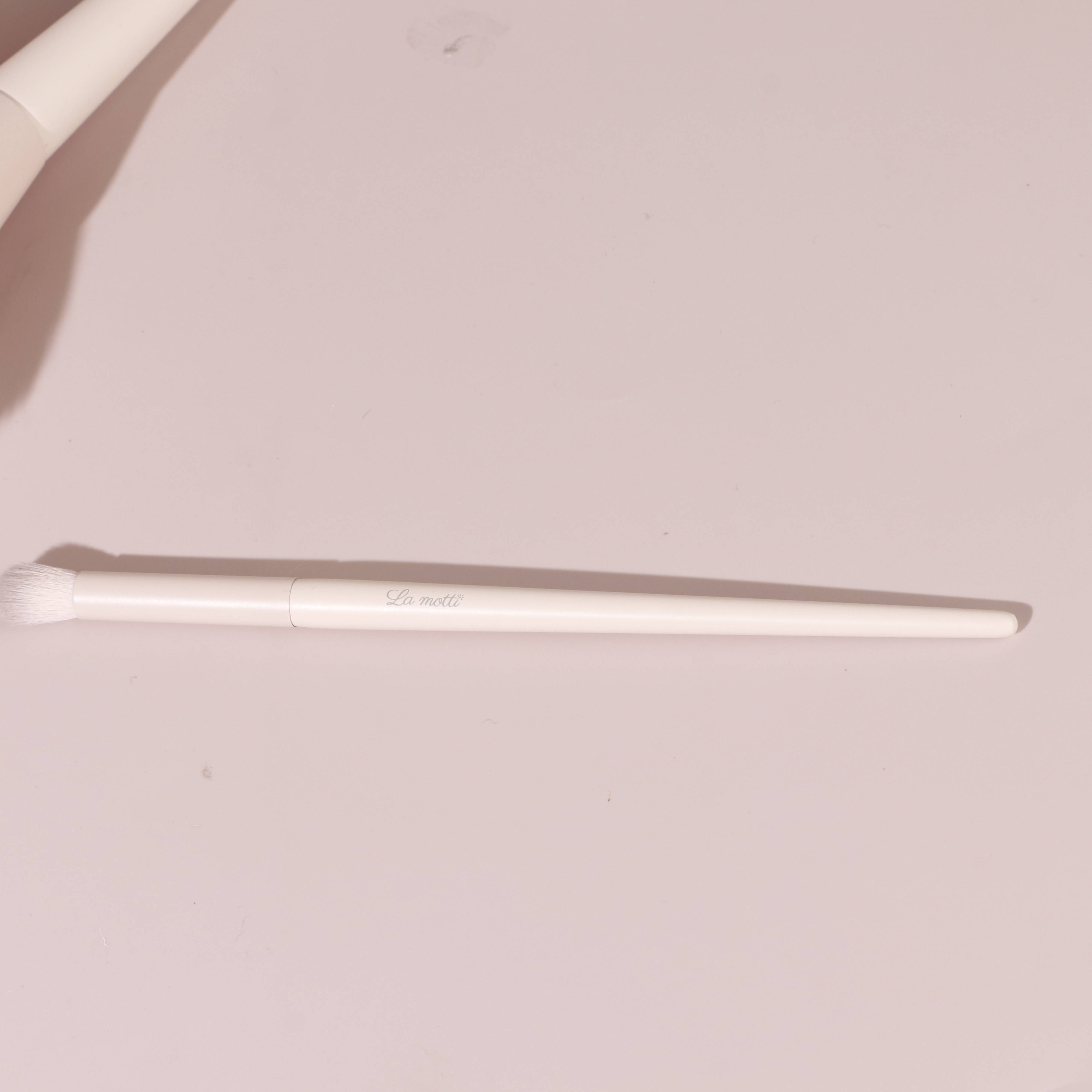 Makeup Brush Set angles