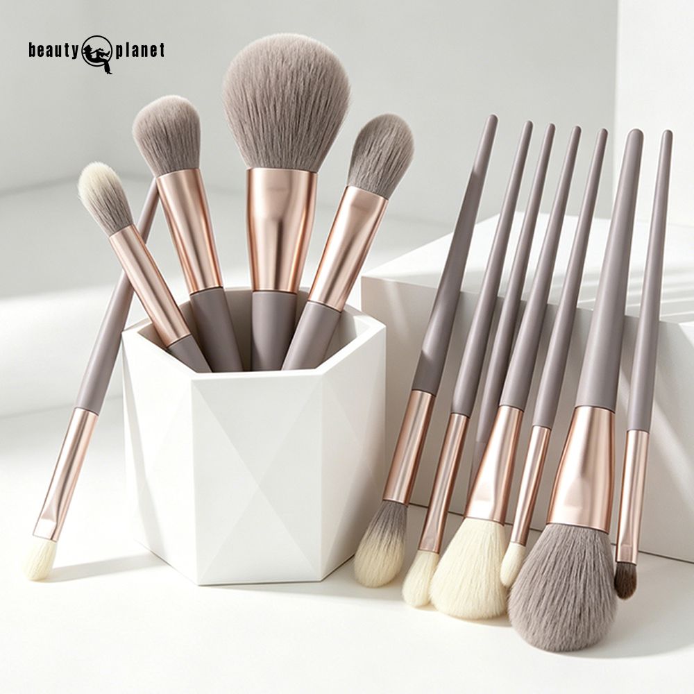 Beauty Planet 13Piece Synthetic Hair Professional Travel Makeup Brush Set Flat Brush Eyeliner Mascara Wood Handle Brush Set