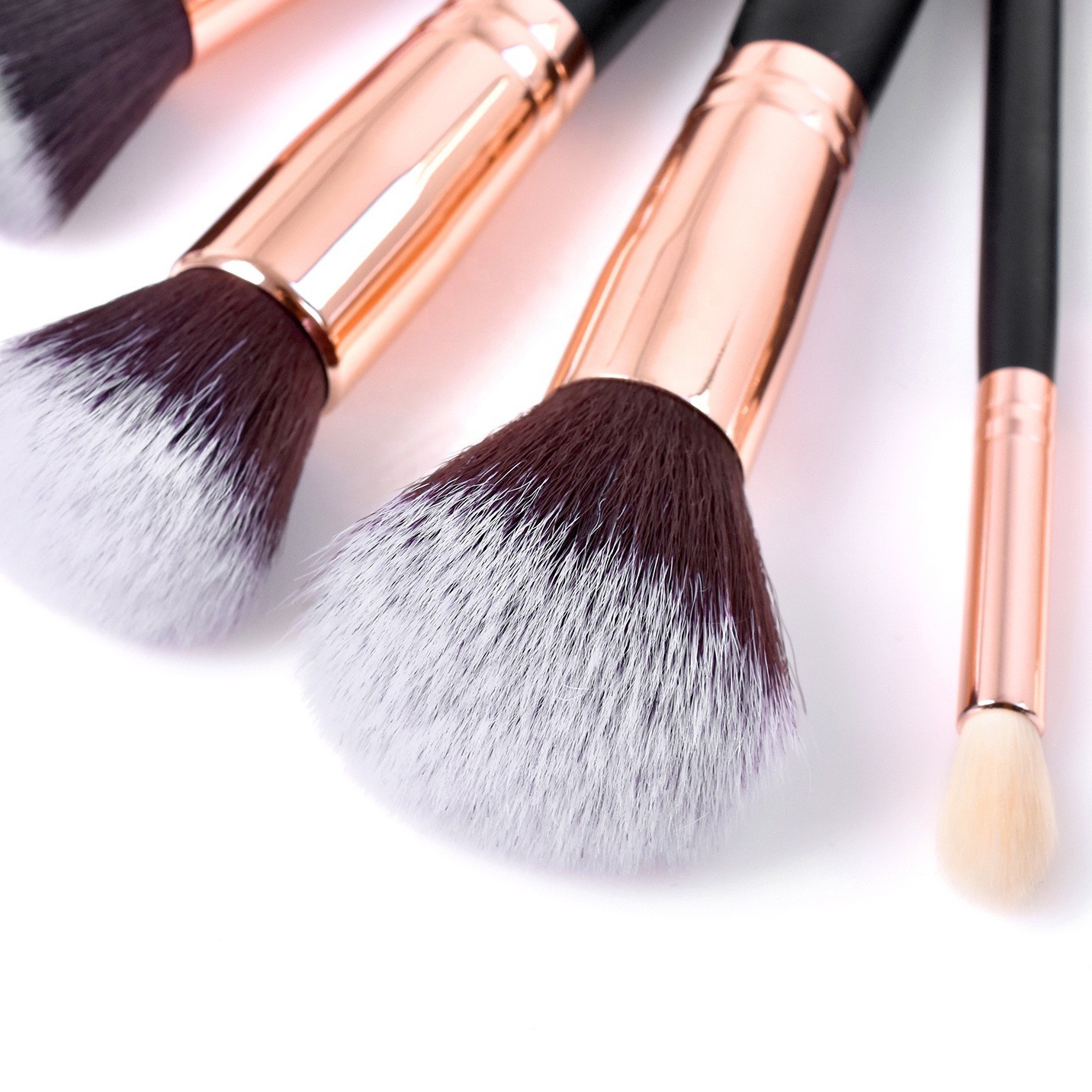 Full Wholesale Price Foundation Beautiful Kits High Quality Professional Makeup Brushes Set