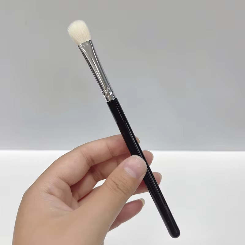 Makeup Brush Detail 7