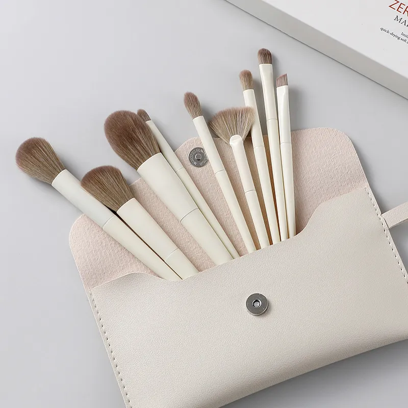 Makeup Brush Set Beige Custom Logo Plastic Makeup Brush Private Label