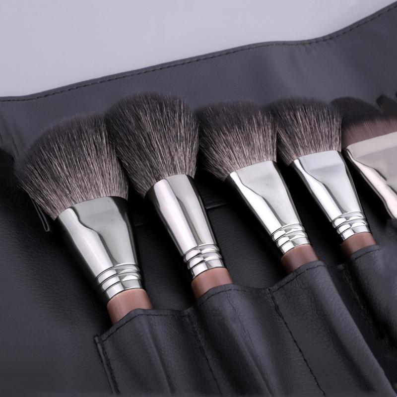 Makeup Brush Set View 3