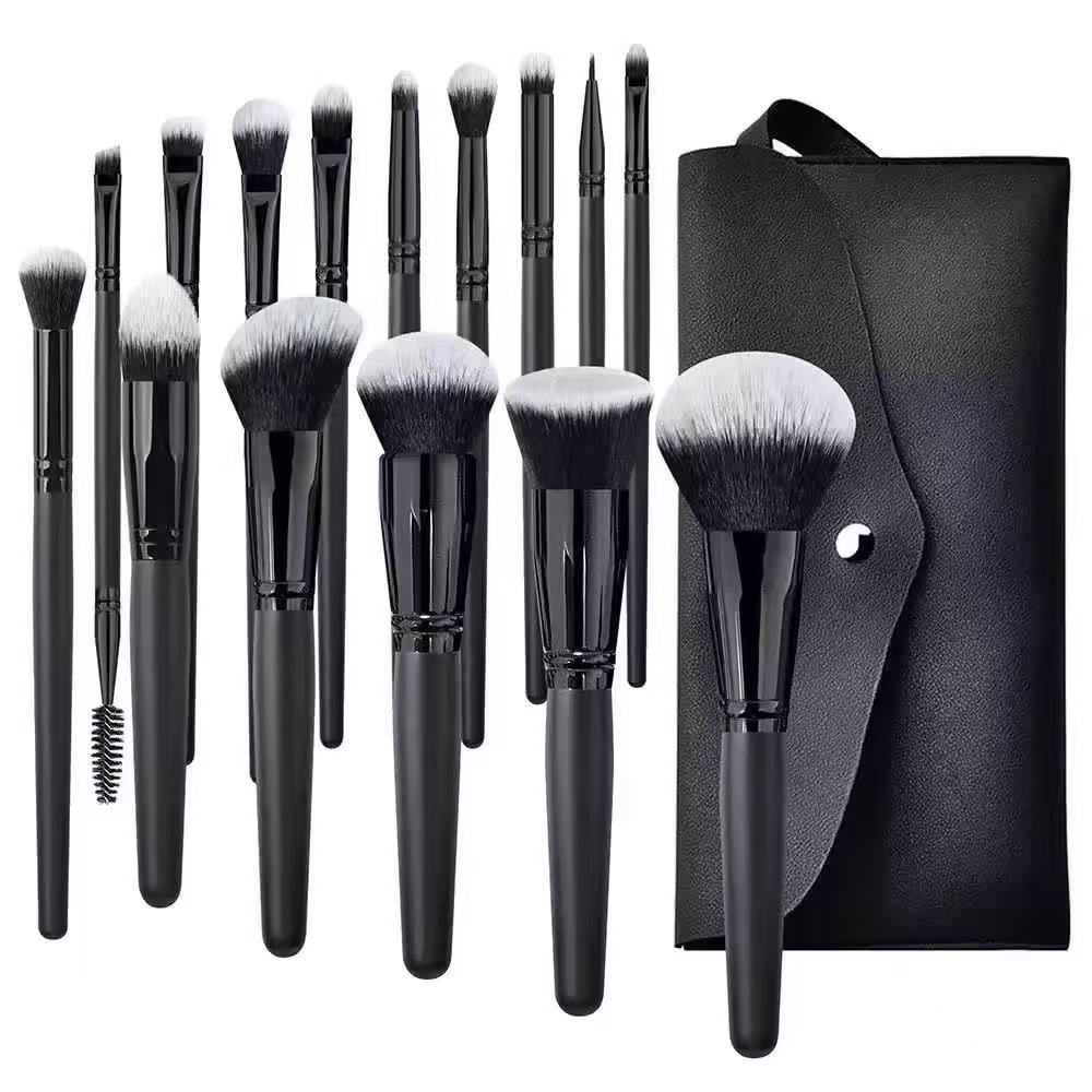 OEM Professional 15-Piece Makeup Brushes Synthetic Fibre Face Concealer Highlighting and Face Application Makeup Brush Set