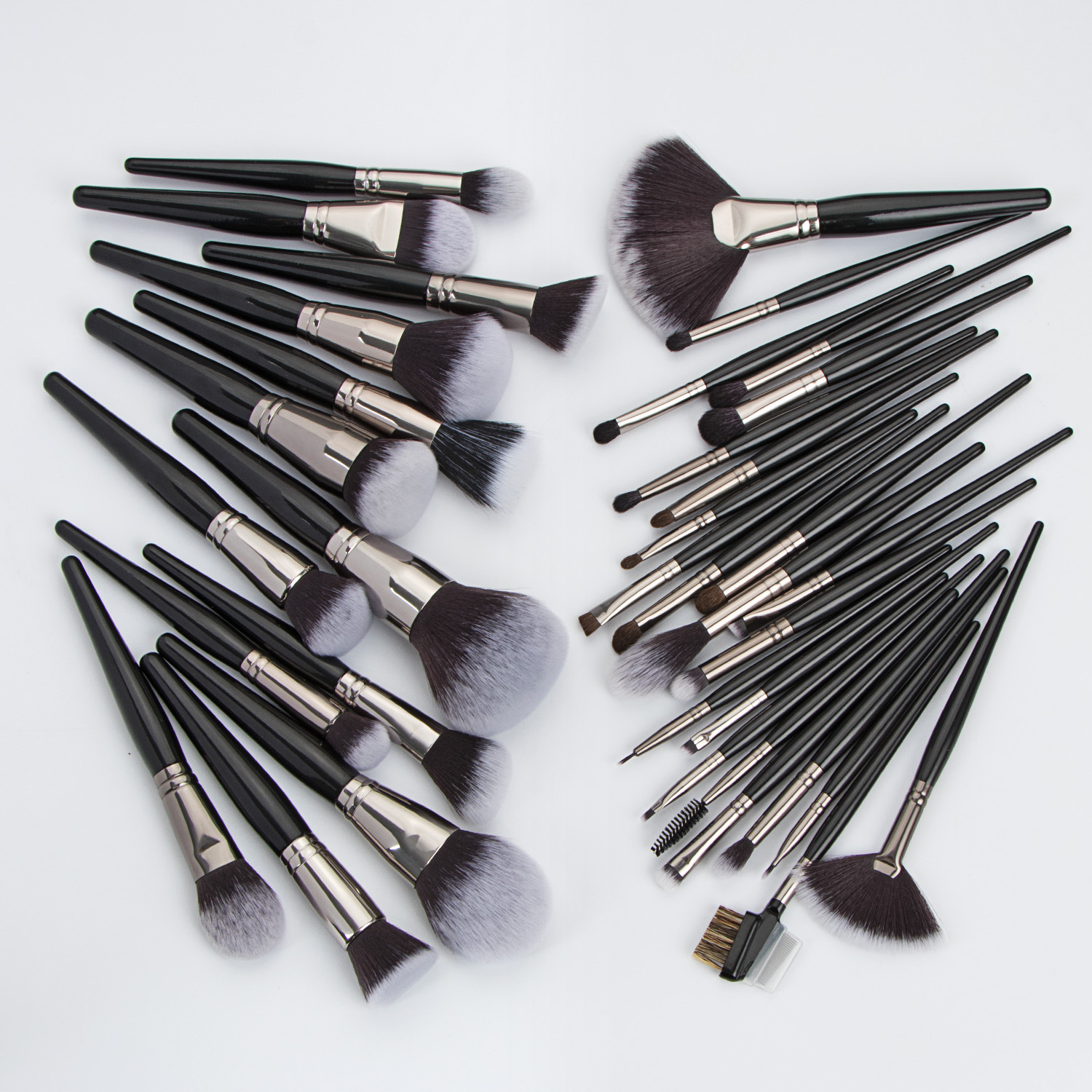 Professional Face Brush Large Powder Foundation Eyeshadow Synthetic Hair Wood Handle 1 Piece Black Makeup Brush Set