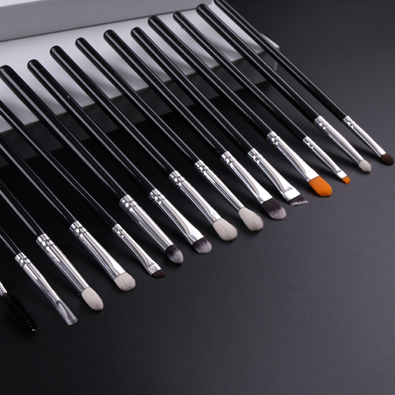 Makeup Brush Detail 5