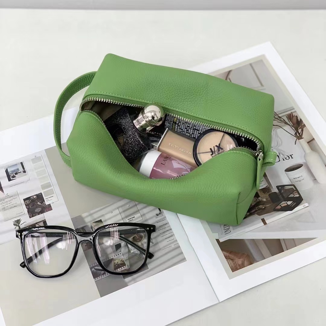 Product Showcase 9