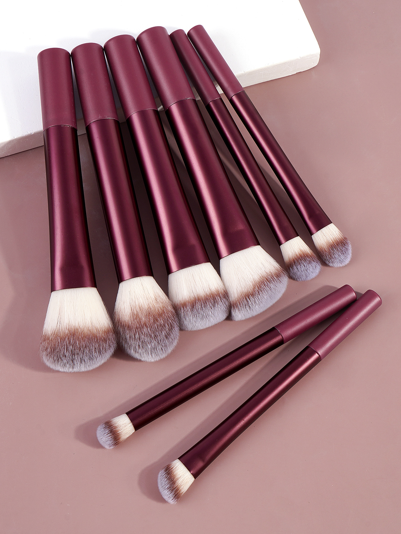 MAANGE 8PCS Facial Detail Brush with Resin Handle Synthetic Hair Makeup Brush Set Private Label &amp; Customizable