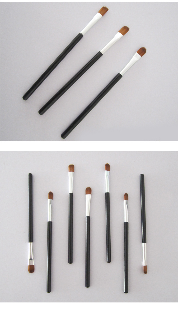 Makeup Brush Show 1