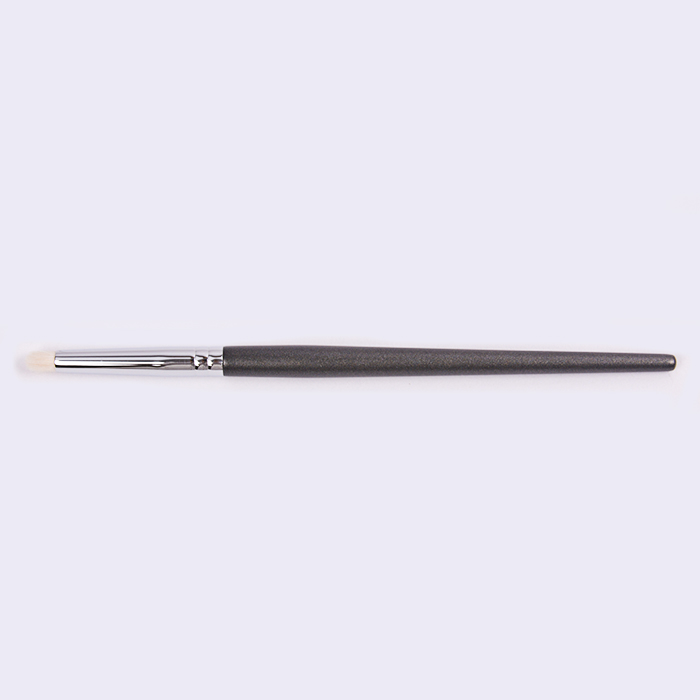 Professional eye blending brush