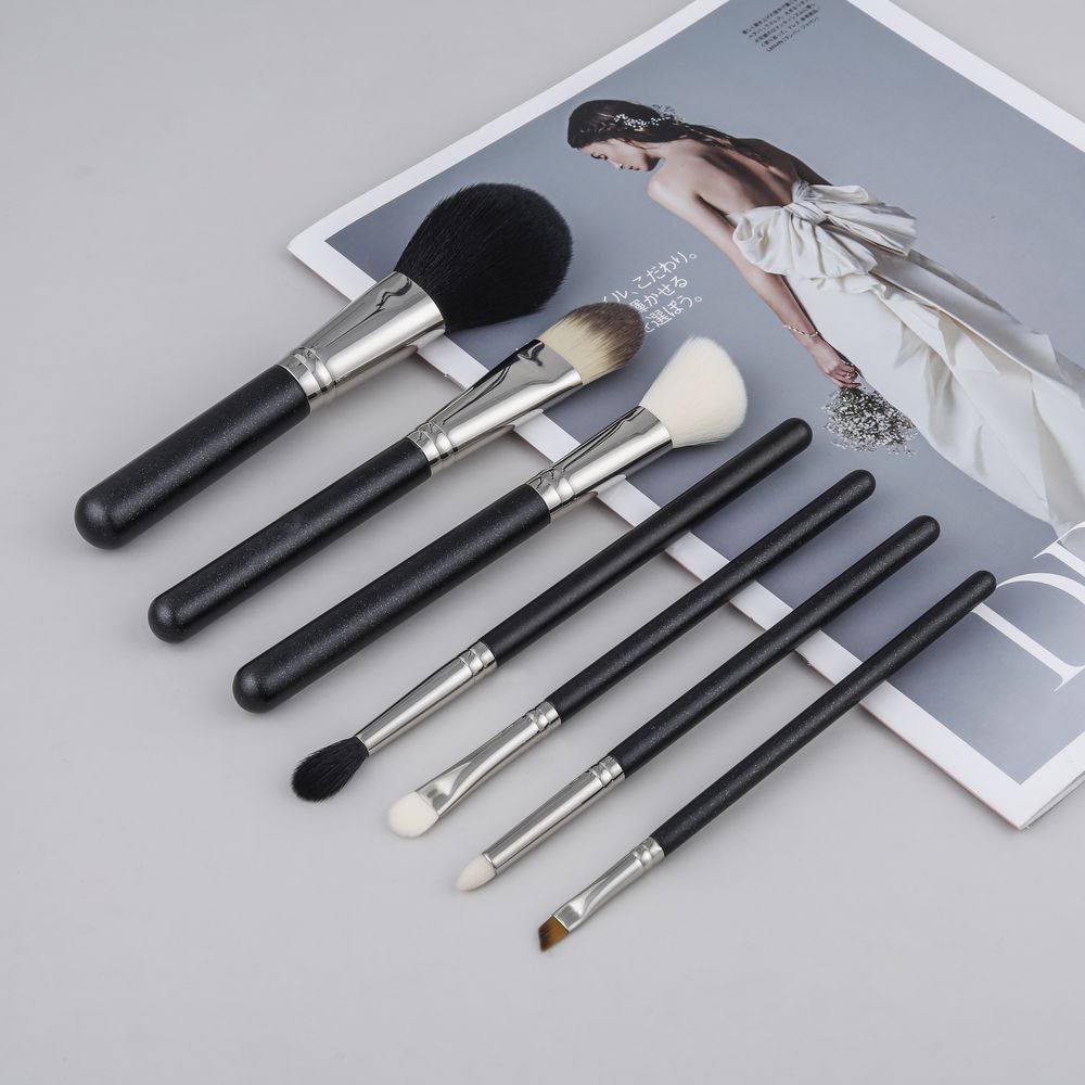 Gracedo Professional Maquillaje Black Make up Brush Set 7pcs Custom logo Synthetic Kabuki Foundation Blending Makeup Brush Kit