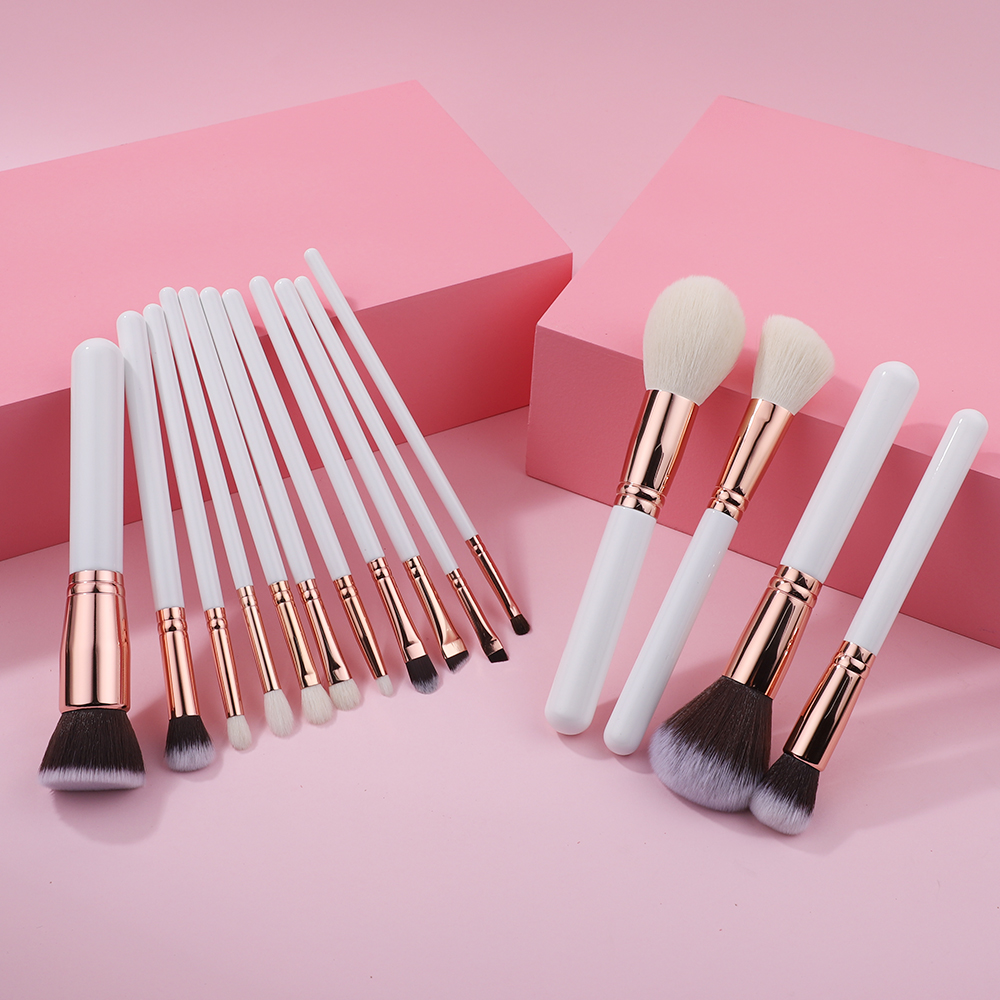 Rose Gold Makeup Brushes