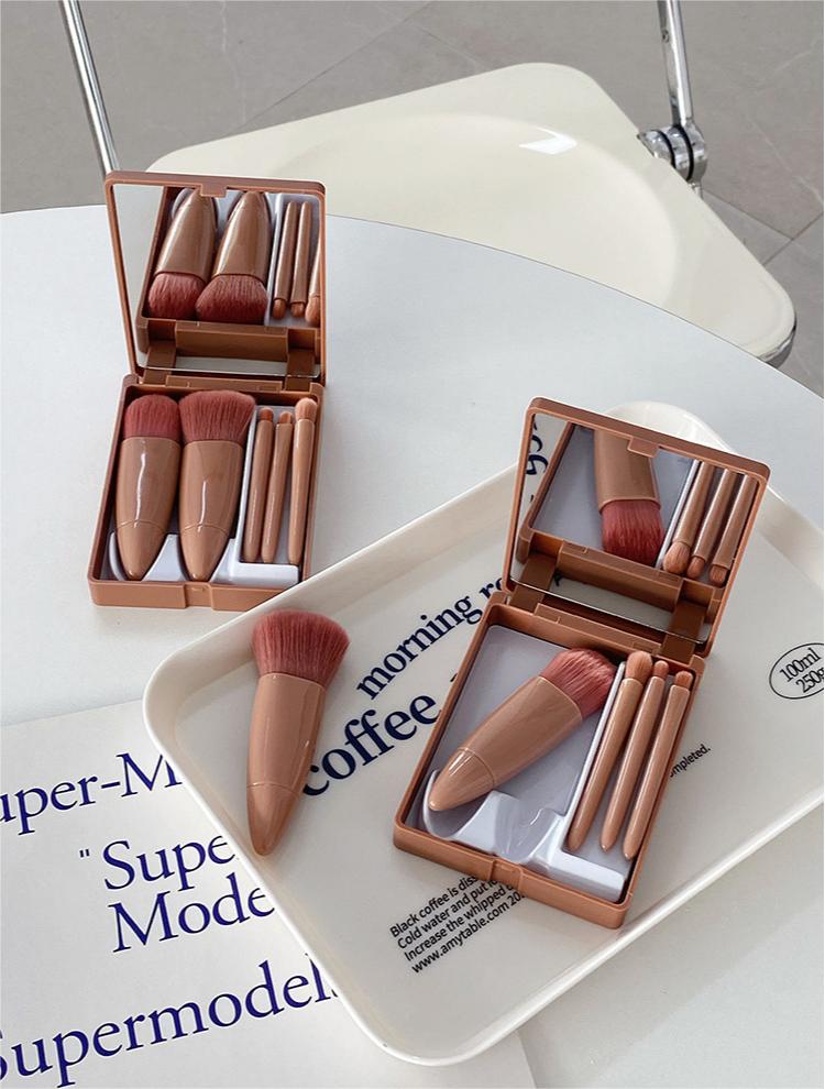 Makeup Brush Detail 1
