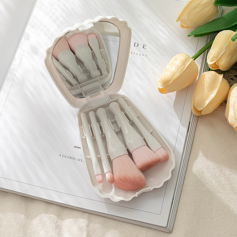 5pcs Portable Makeup Brush Set With Box Mini Concealer Powder Precise Eyeshadow Facial Makeup Brush Wholesale Price Low