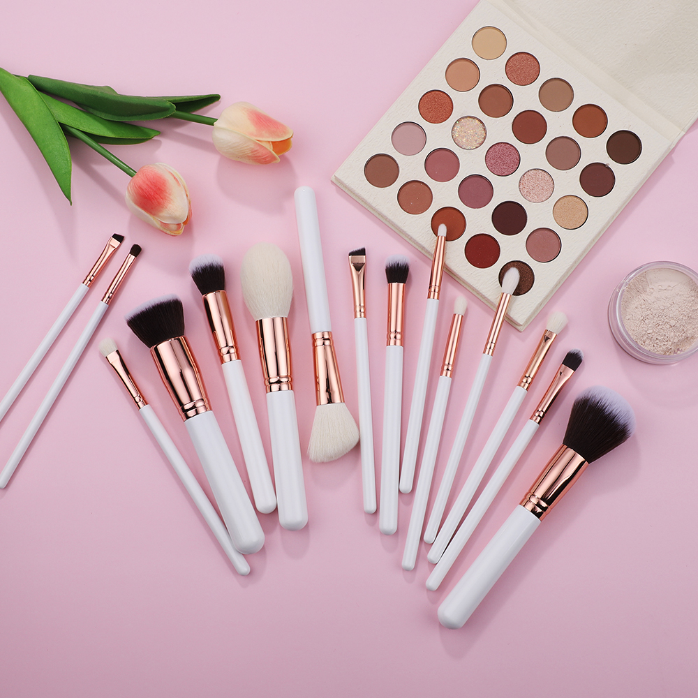Eyebrow Brush Detail