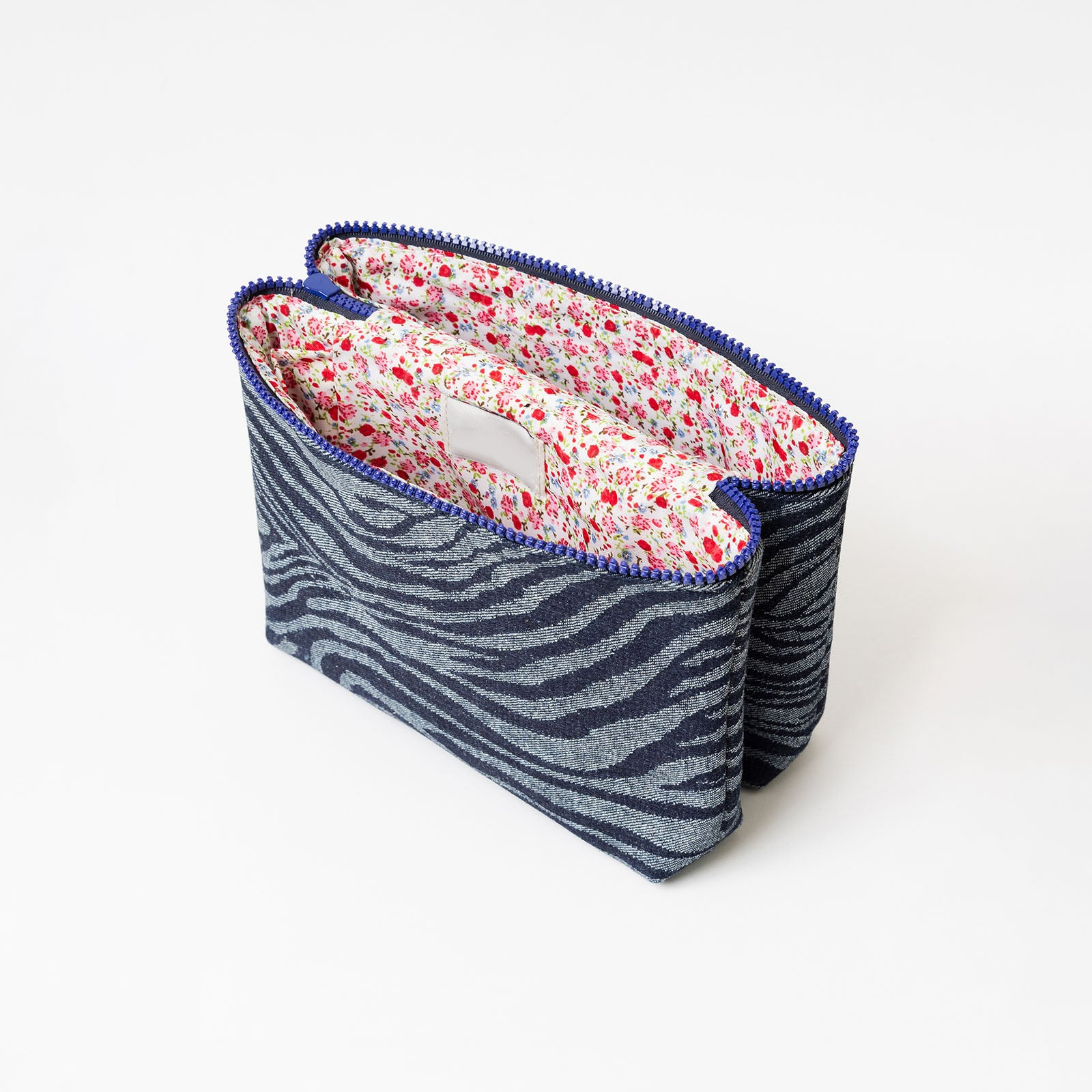 Custom Folding Zipper Cosmetic Vanity Makeup Organizer Bag Travel Zebra Stripes Denim Cosmetic Makeup Brush Box Set with logo