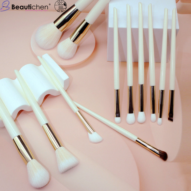 Beautichen 12PCS White with Gold Ferrule Travel-Ready Brush Set - Plush Beginner-Friendly Loose Powder Brushes Full Kit