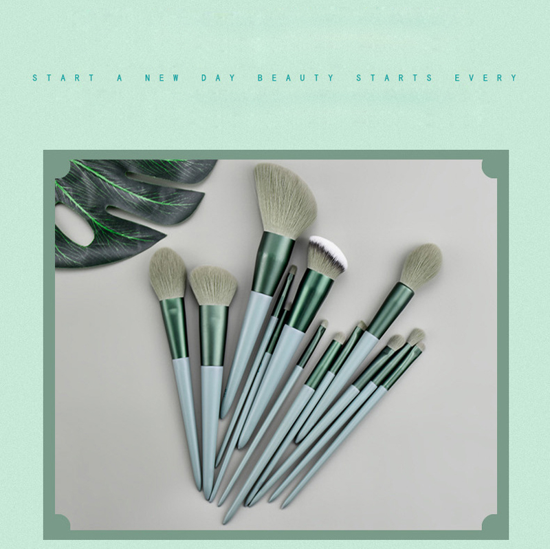 Makeup Brush Set Image 3