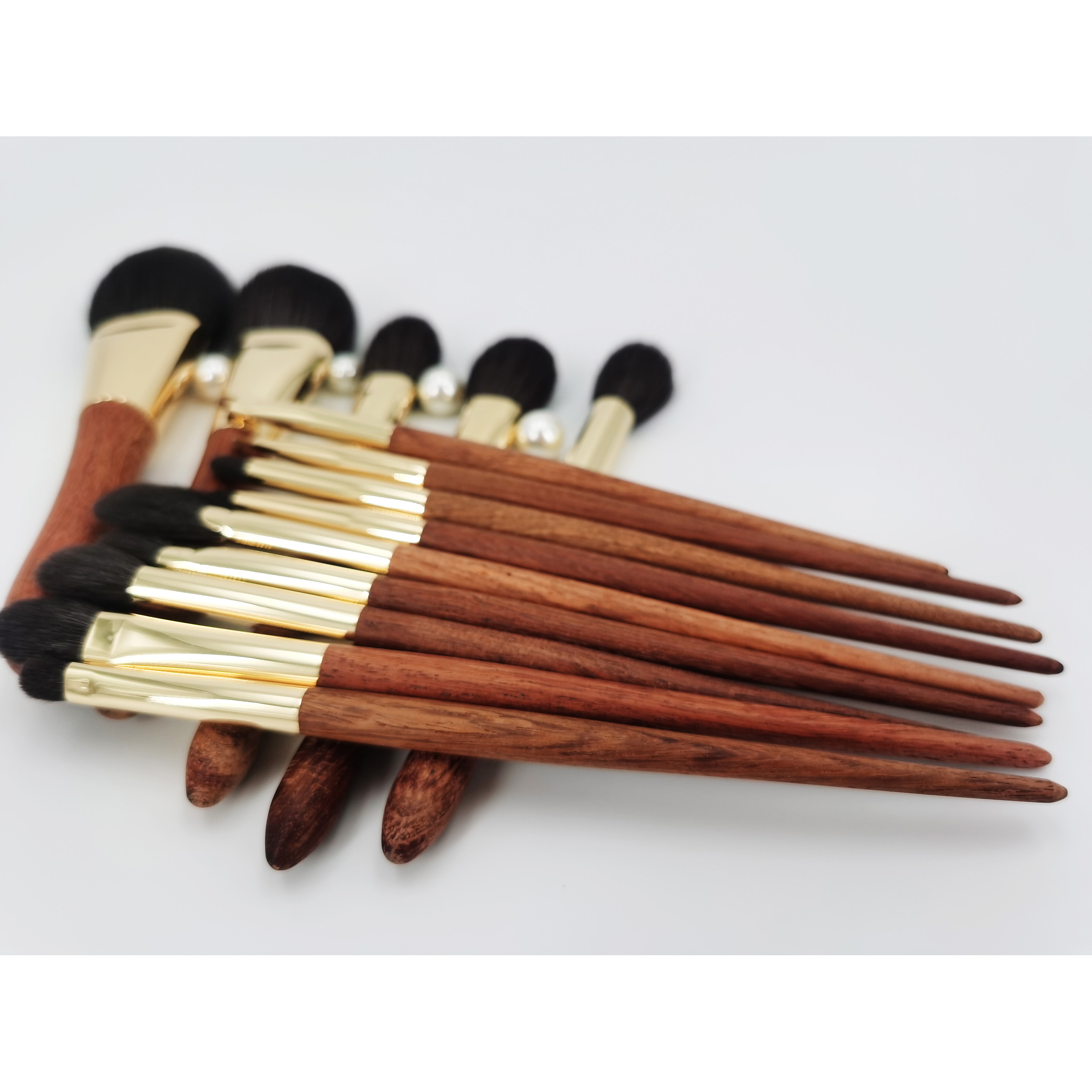 Sandalwood Makeup Brush Set Close-up