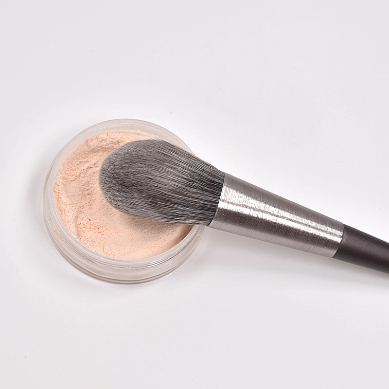 Customized Premium Professional Makeup Set Black Cosmetic Brushes Eco-friendly Bamboo Handle Synthetic Hair Concealer