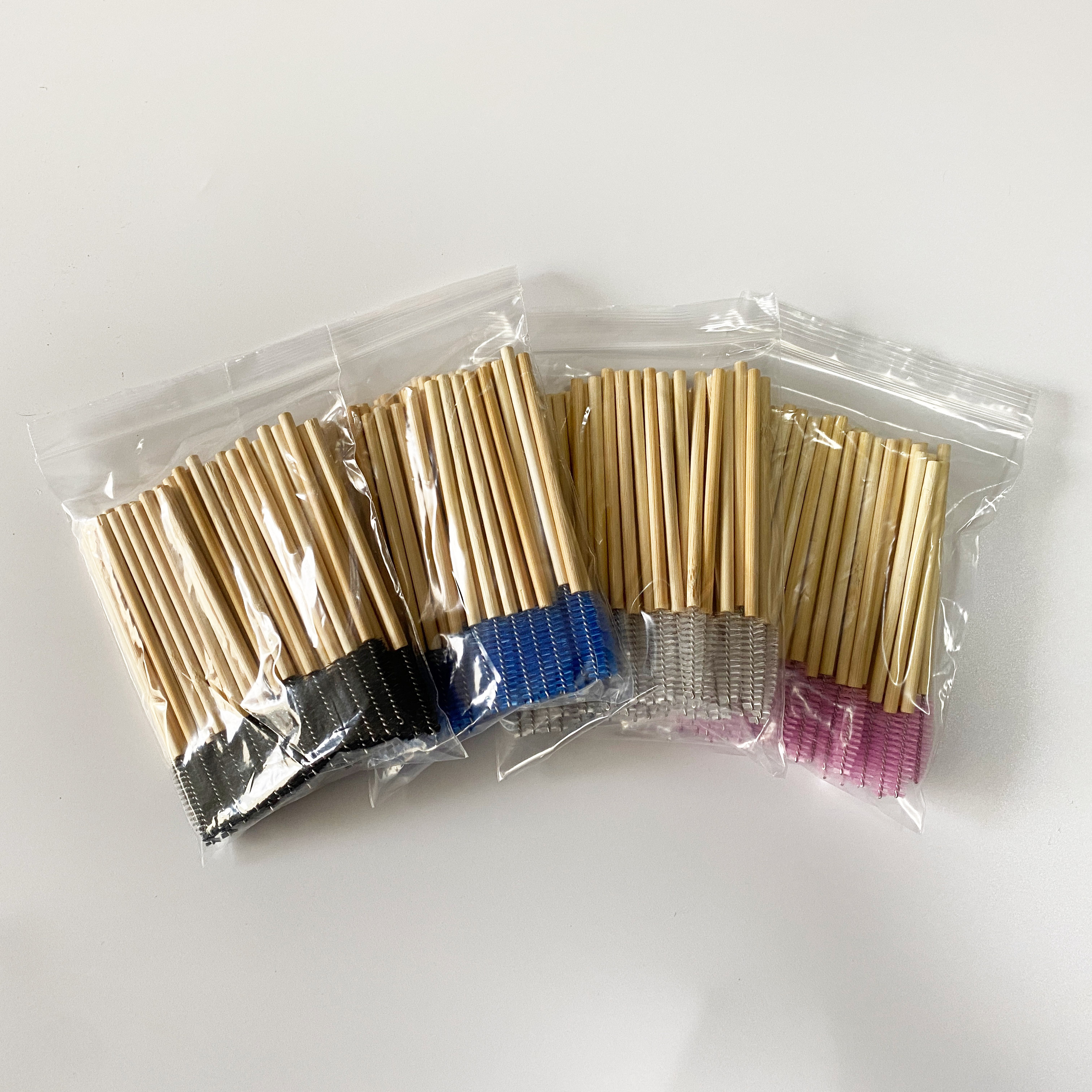 Eco-friendly Bamboo Handle Eyelash Mascara Wand 50pcs/Bag Applicator Makeup Tool Disposable Makeup Brush with Nylon Brush