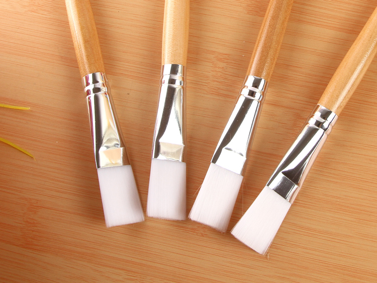 Wood Facial Mask Brush Detail 4