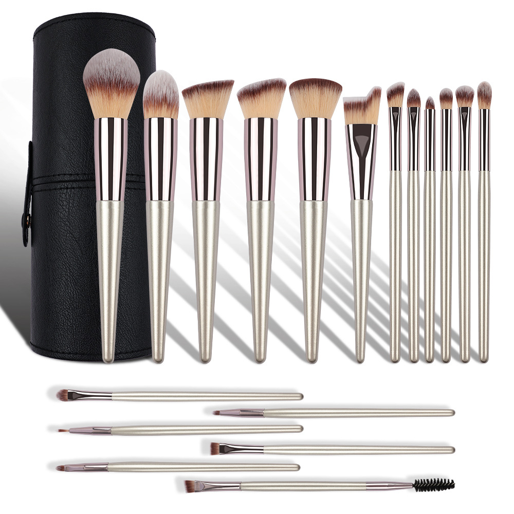 Professional 18-Piece Champagne Gold Makeup Brush Set Facial Loose Powder Blush Eye Shadow Concealer Blending Brush Makeup Tools