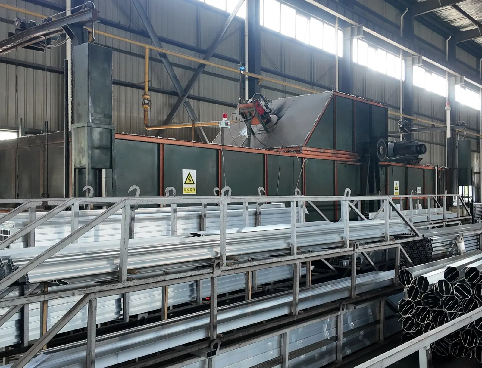 Kangjian global trade partnership and international aluminum profile export