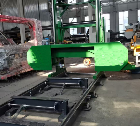 Automatic Woodworking Machine Horizontal Sizing Length Cutting Function Logs Furniture Factories