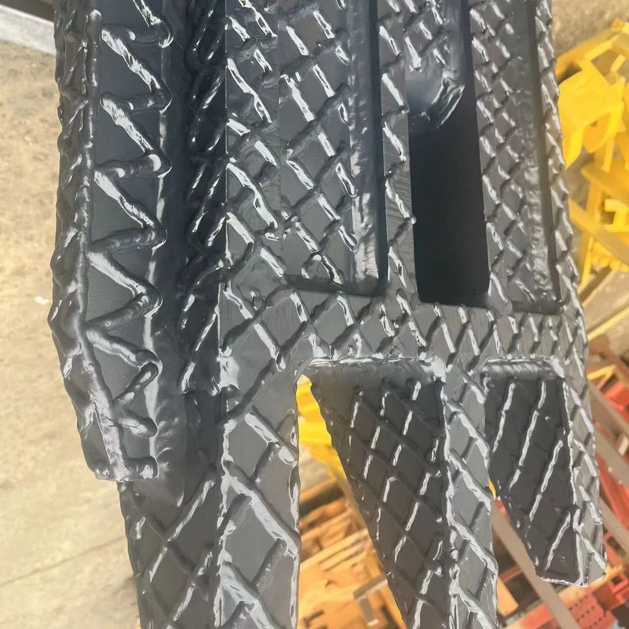 Premium Hydraulic Concrete Demolition Tool for 20-Ton Excavators