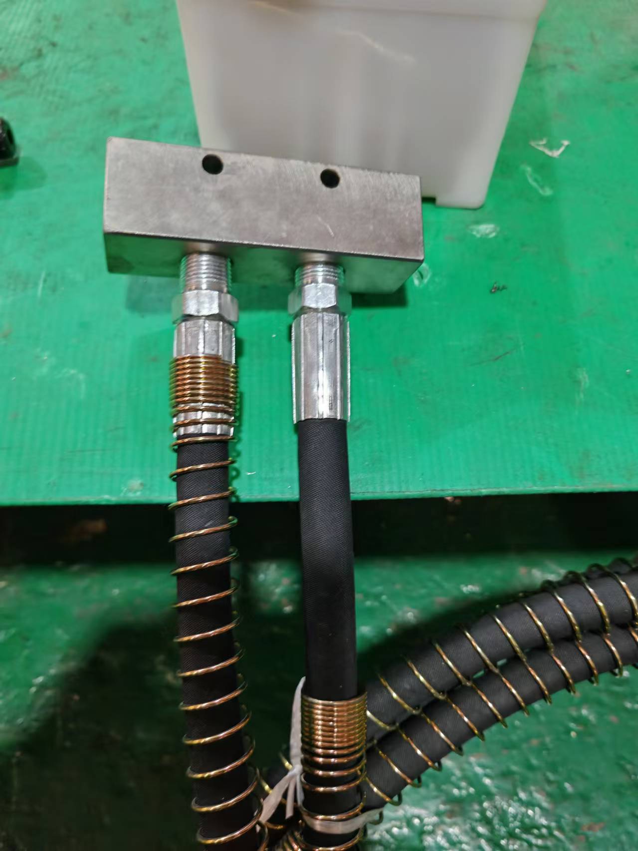 Hydraulic Component Connection 2