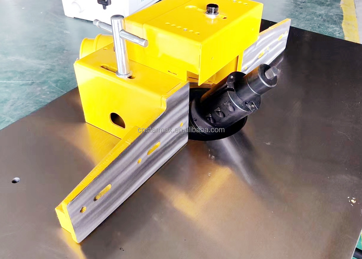 Tilting spindle