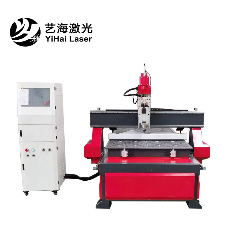 Made in China 1325 Woodworking Engraving Machine, High Precision CNC Equipment, Suitable for Customized Crafts and Decorations