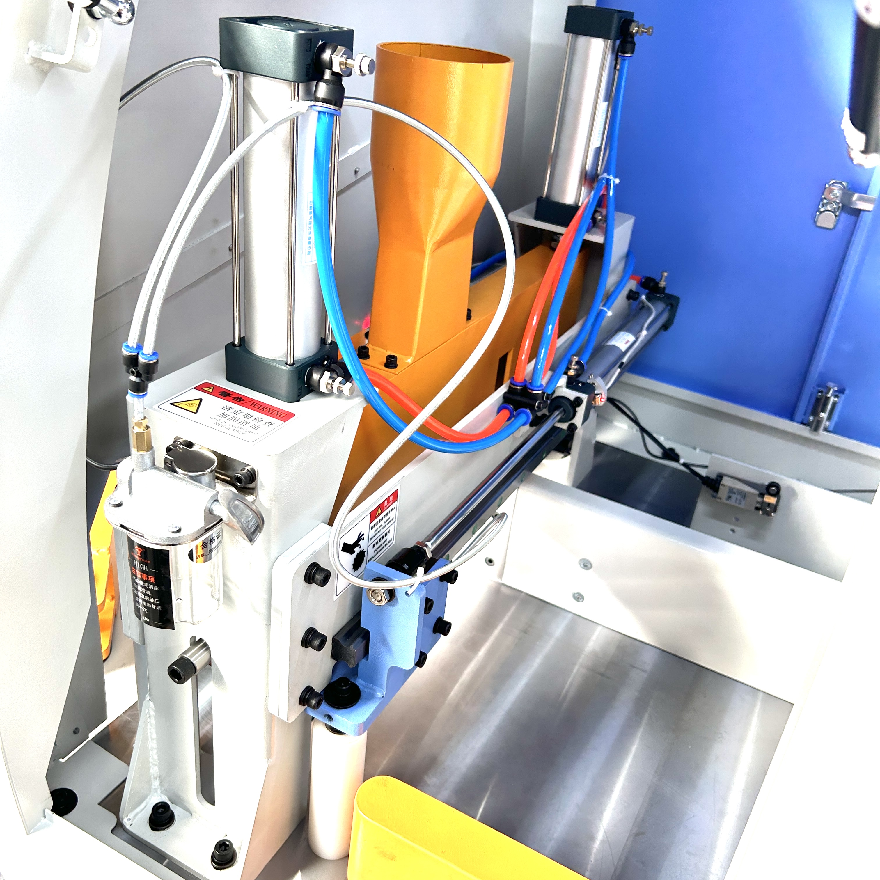 Heavy Duty Horizontal Automatic High Efficiency PLC Controlled CNC Wood Cross Cut Saw Machine