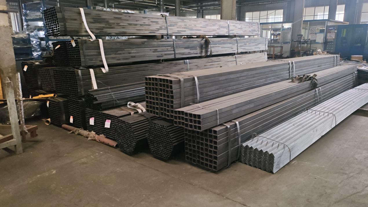 Raw materials entry and storage management at Karam Tools facility